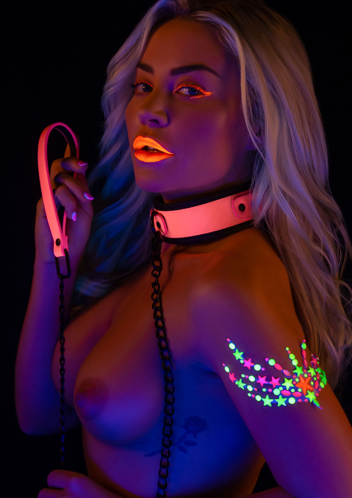 Taboom Glow In the Dark Collar and Chain Leash PINK - 5